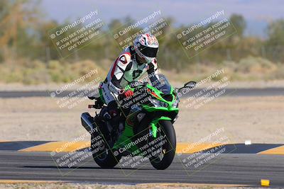 media/Nov-11-2023-SoCal Trackdays (Sat) [[efd63766ff]]/Turn 2 Set 2 (1145am)/